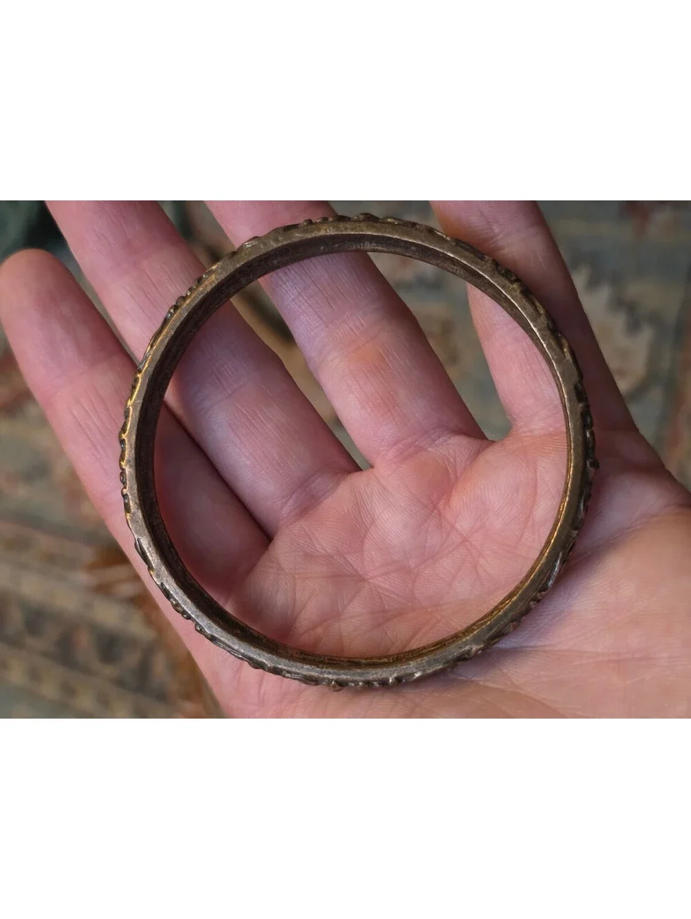 Vintage Antiqued Brass Floral Vine Relief Slip On Bangle Bracelet 7.75